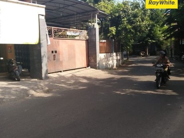 Dijual Rumah Ada Gudangnya Di Jl. Raya Kalijudan, Surabaya