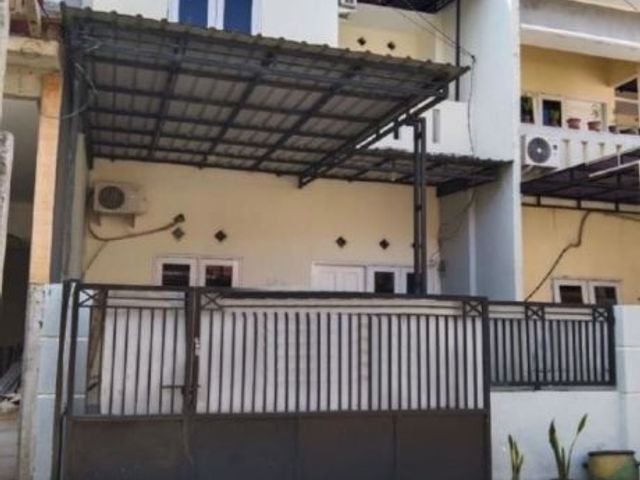 Rumah Hilda Regency Jambangan Row 3mobil