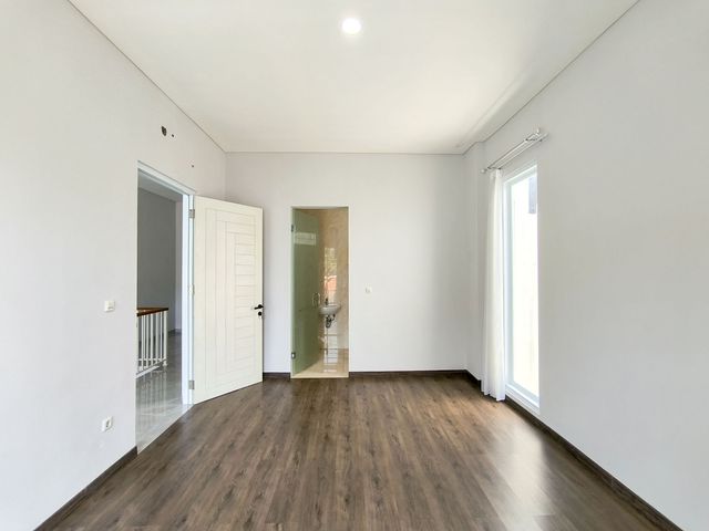 place photo 54