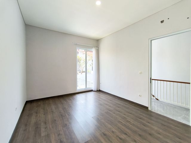 place photo 51