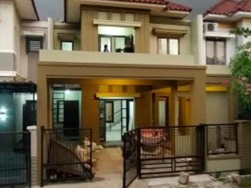 DiJual dan DiSewakan Rumah di Ventral Park A Yani Sby