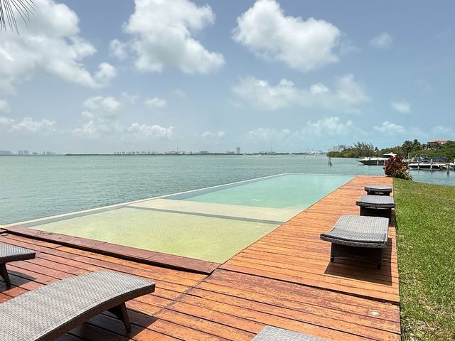 place photo 27