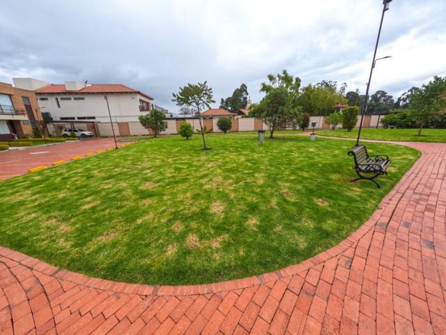 place photo 29