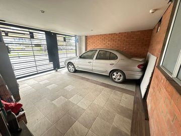 place photo 18
