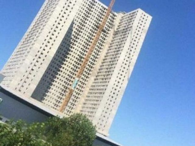 Apartment Puncak Merr Tower A, View Pool