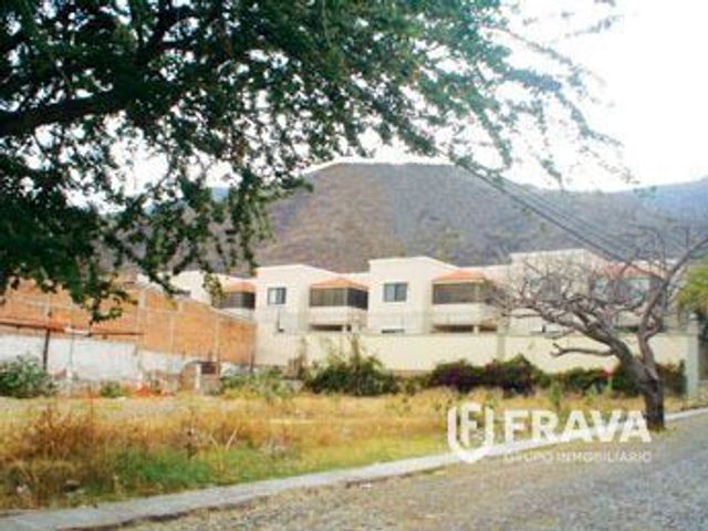 TERRENO EN VENTA EN AJIJIC, CHAPALA.