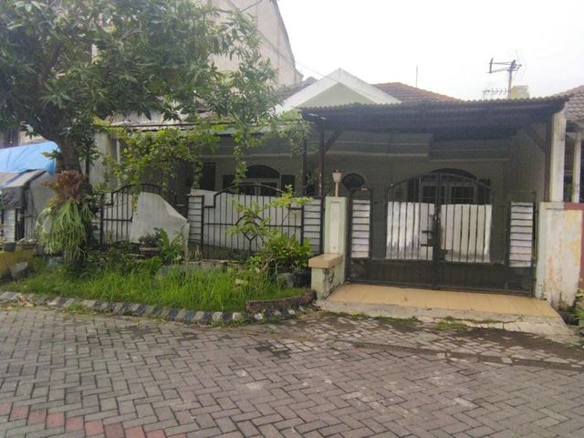 Rumah Second Siap Huni Dekat Sports Club, Smp Petra Acitya