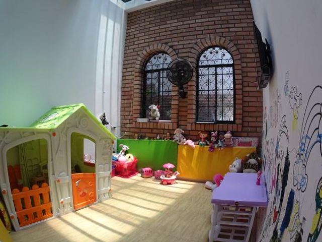 place photo 18