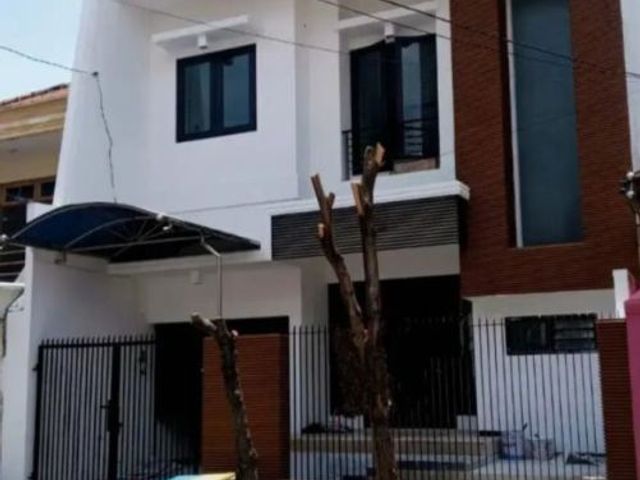 Rumah Karang Empat STRATEGIS, Siap Huni