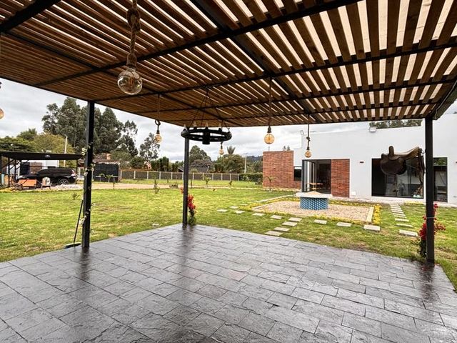 place photo 62