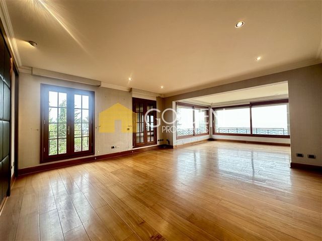 place photo 49