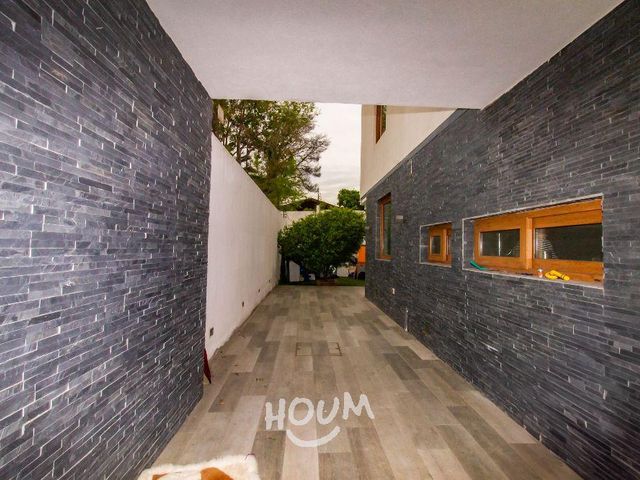 place photo 67