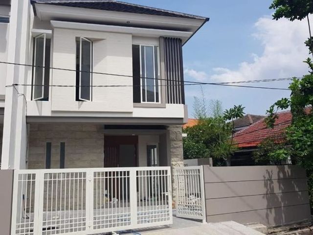 Dijual rumah Pakis Tirtosari