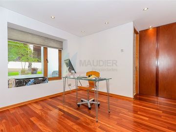 place photo 49