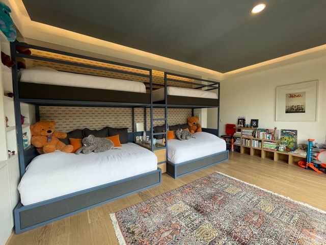 place photo 30