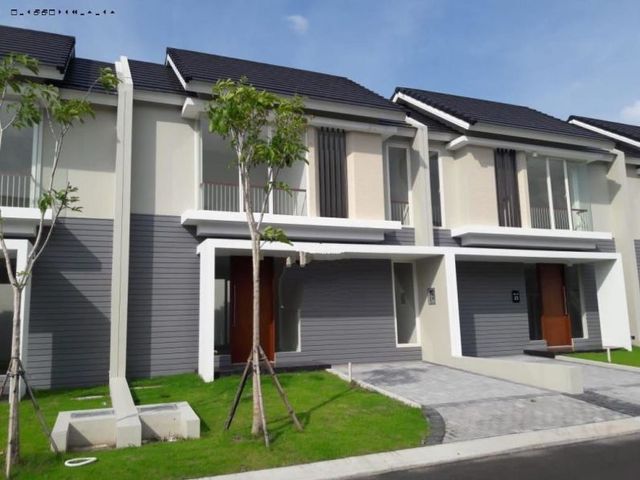 rumah di North West Park citraland, Strategis