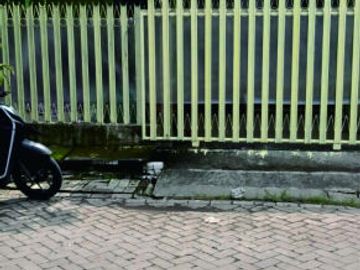 Dijual Rumah SHM Dekat Tol Di Jl. Darmo Indah Barat, Surabaya