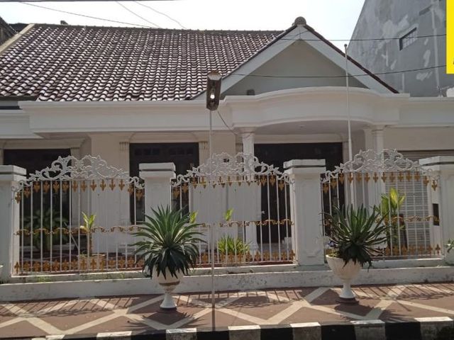 Disewakan Rumah Di Darmo Baru Timur, Surabaya