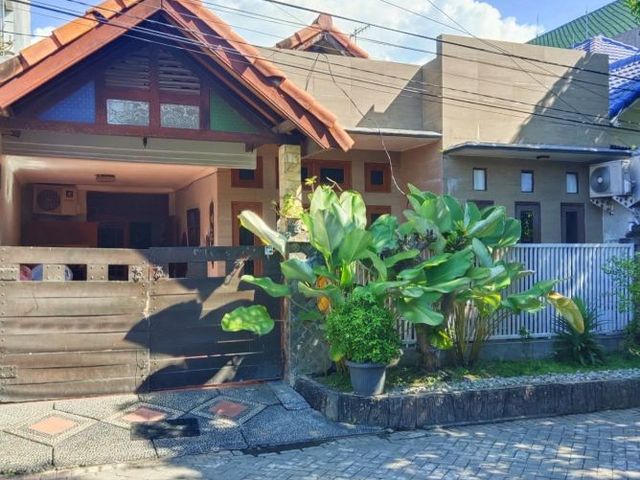 Rumah Manis Strategis!!Turun Harga!! Di Taman Pinang Sidoarjo