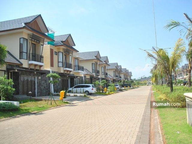 Disewakan Rumah Cluster Nittaya The Avani BSD City Tangerang Selatan Nyaman Strategis Harga Murah