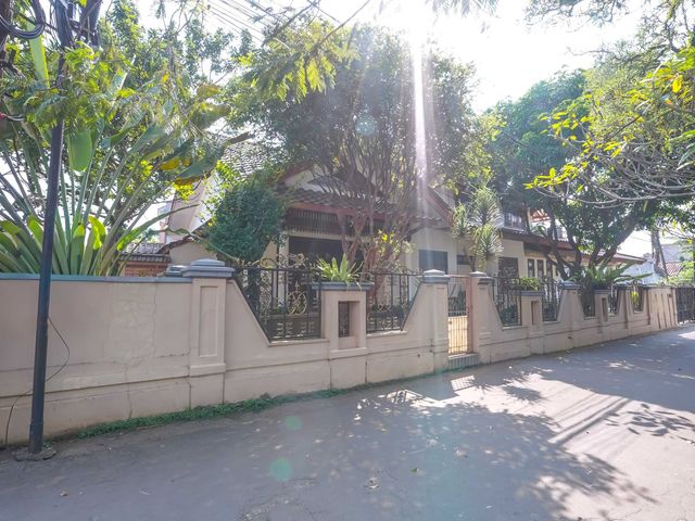 place photo 59