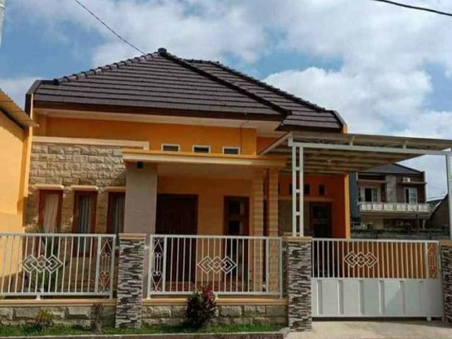 Rumah murah Free desain interior lokasi di Kepanjen