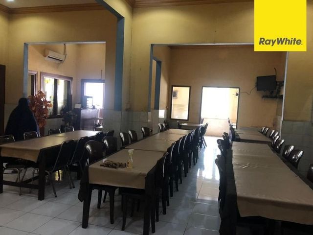 Disewakan Rumah di Raya Perak Barat, Surabaya
