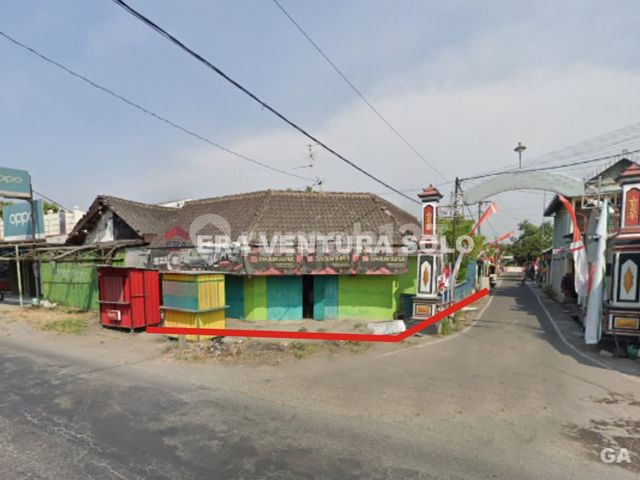 Rumah dan Ruang Usaha Strategis Baki