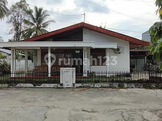 Dijual 1 Unit Rumah 3 Kamar Tidur Jl. Teuku Umar Pekanbaru