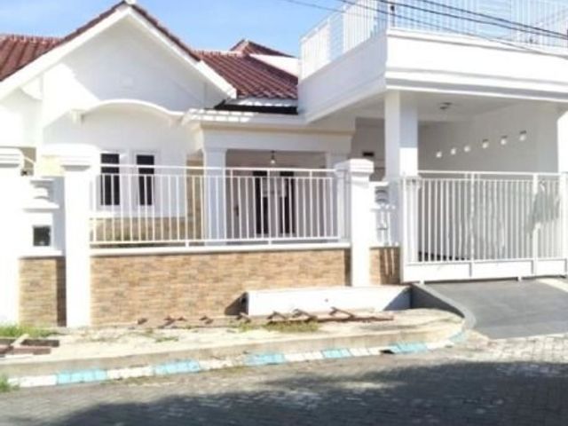 Rumah Ciamik Delta Raya , Deltasari Baru Waru Row 2 Mobil Masih Luas