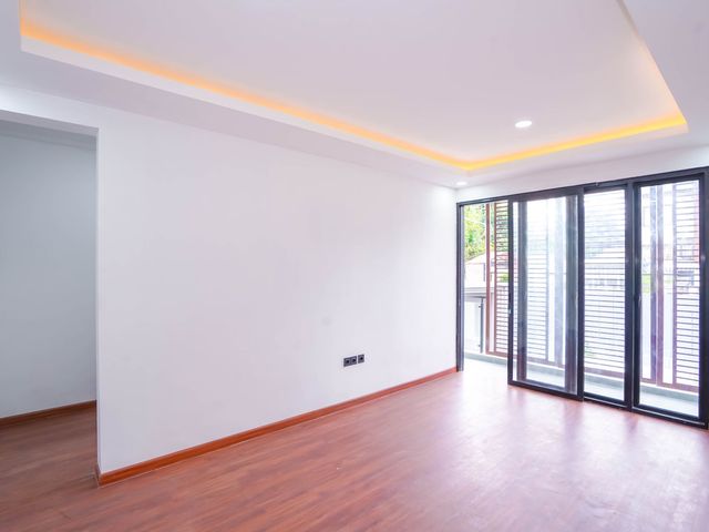 place photo 60
