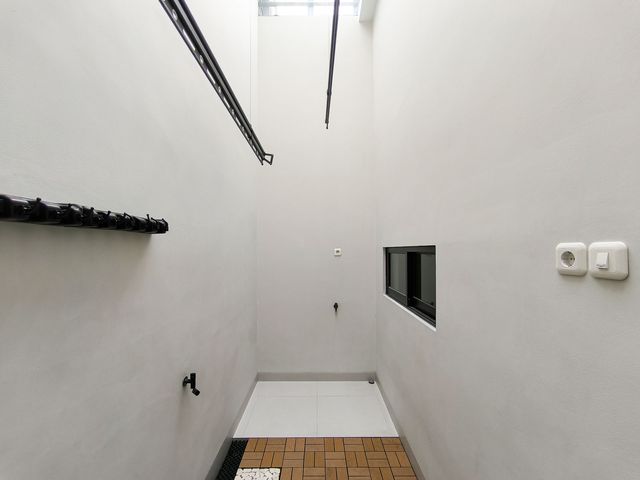place photo 56