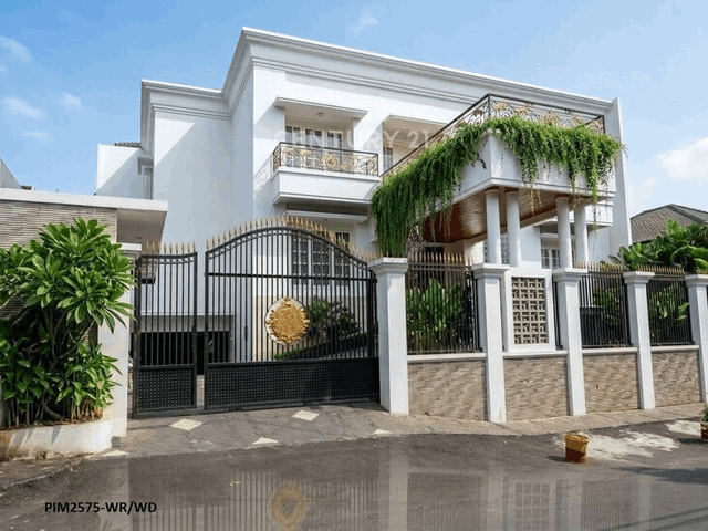 Dijual Rumah Mewah Strategis Di Ampera Raya JakSel