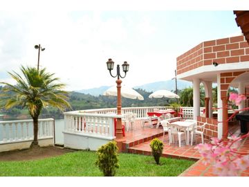 place photo 34