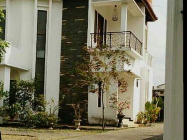 Rumah mewah solo baru