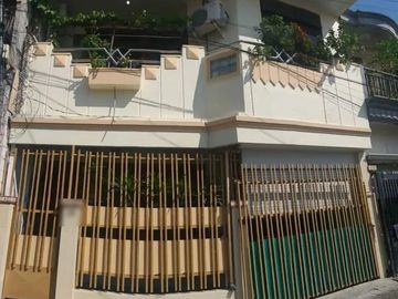 Rumah 2 Lantai Siap Huni Granting Baru Simokerto Surabaya