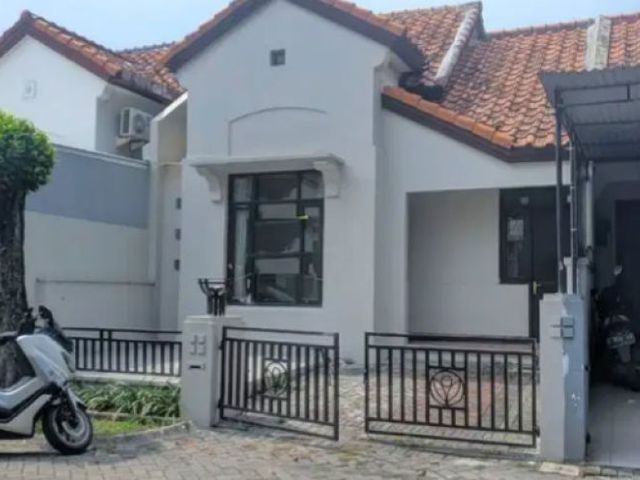 Rumah Bagus Disewakan Taman Puspa Raya KT