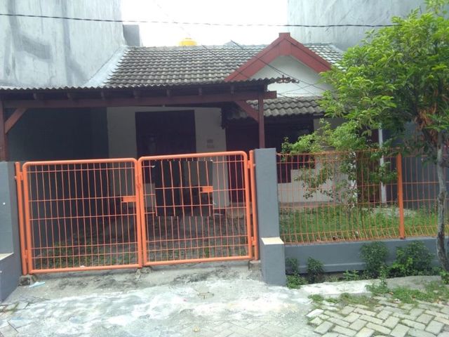 Rumah disewakan Tanjung Permai Surabaya