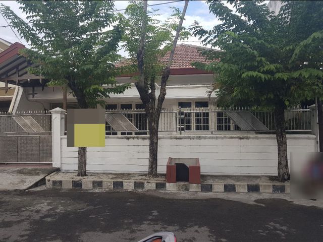 Rumah Lux di Dharmahusada indah Surabaya