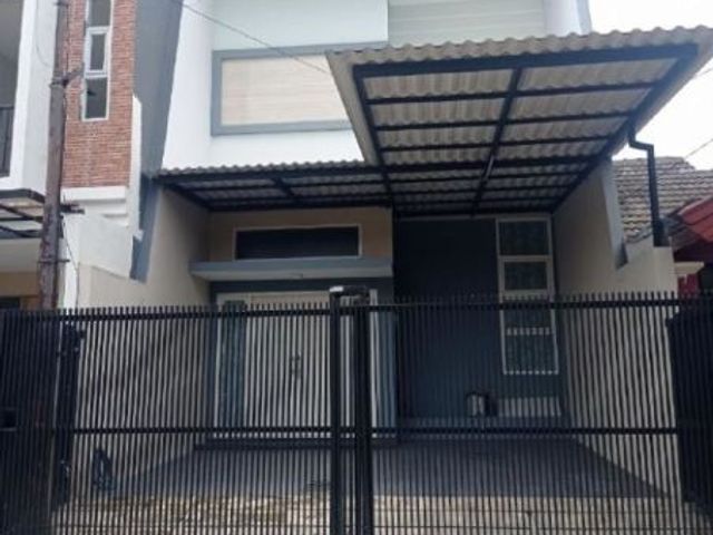 Rumah di Pondok Candra Cluster Semangka, Row 2 mobil