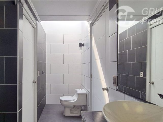 place photo 44