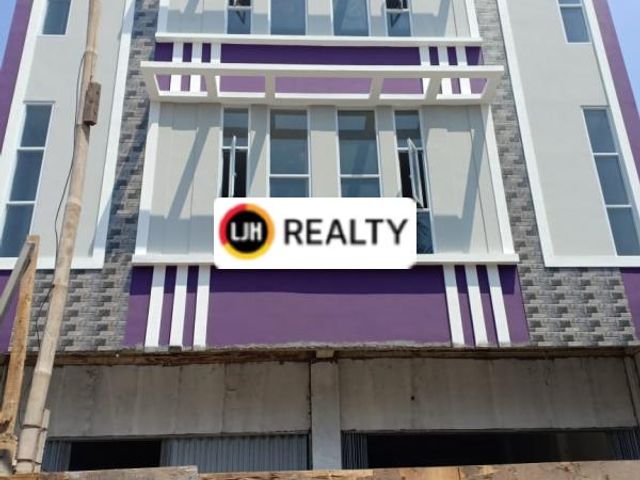 Rumah Brand New, Di Gading Griya Lestari, Area Kelapa Gading