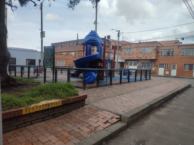 place photo 23