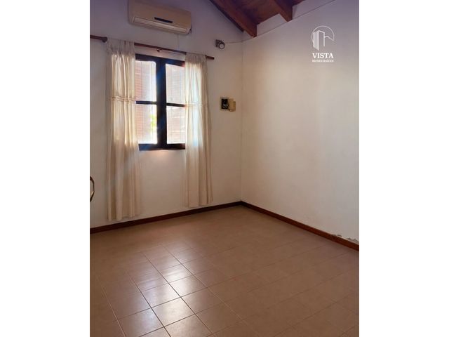 CASA EN VENTA B° NATANIA XV - RIVADAVIA