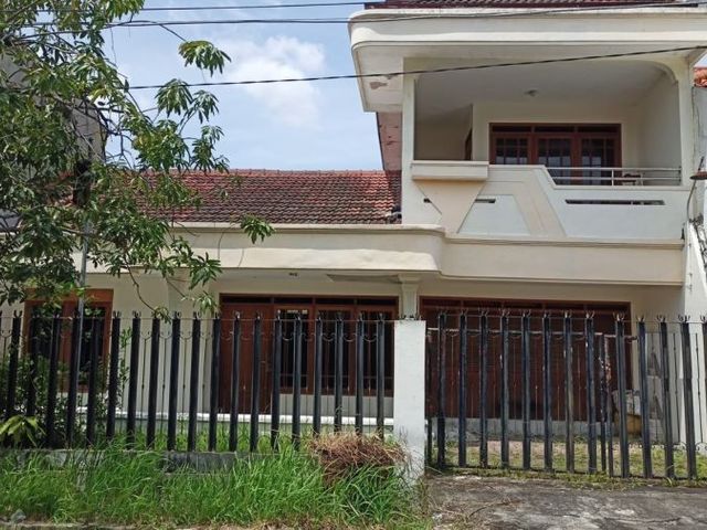 Disewakan Rumah 1,5 Lantai 5 kamar Di Sidosermo Indah, Surabaya