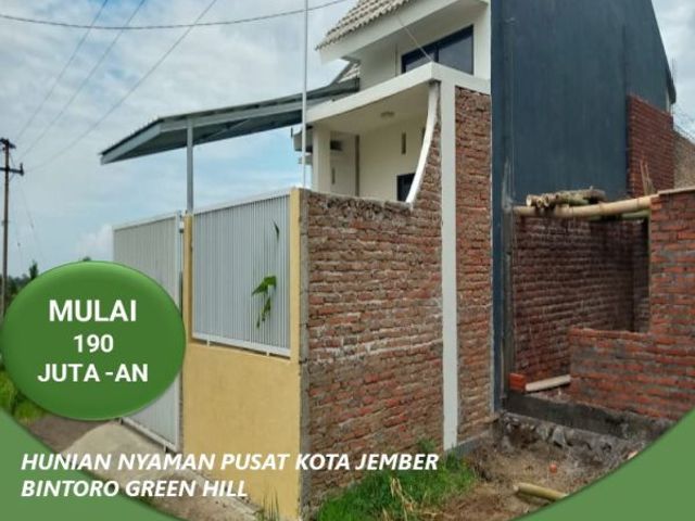 RUMAH INDEN SIAP LOKASI DEKAT RS SOEBANDI JEMBER
