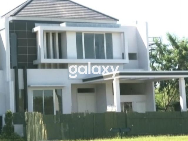 RUMAH NEW GRESS DESIGN SENDIRI PAKUWON CITY