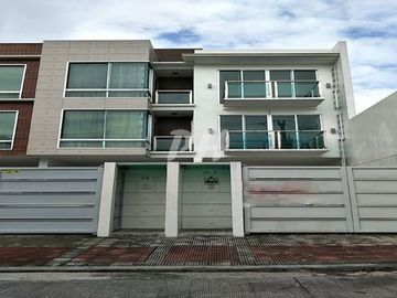 PH958 Teachers Village Townhouse For Sale At 13M