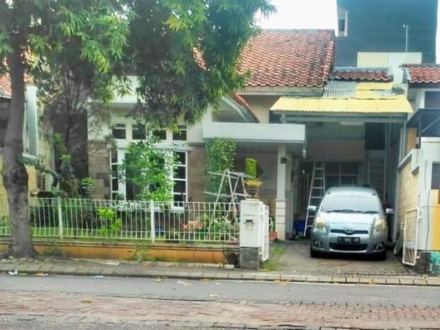 Rumah disewakan Interntional Village Surabaya