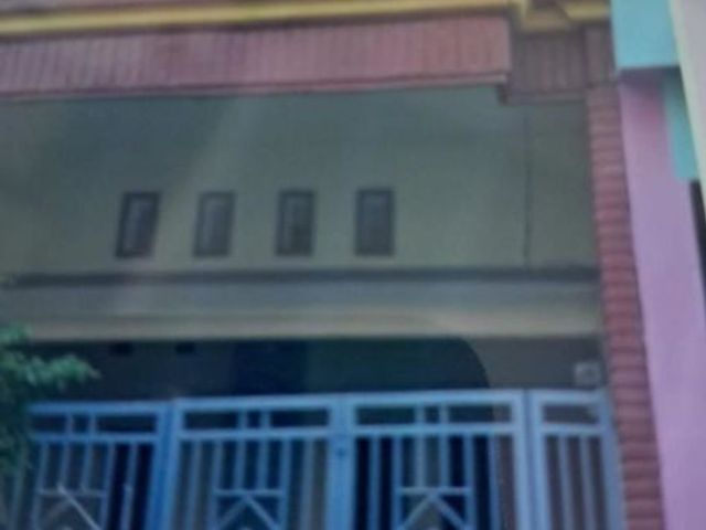 Rumah Setro Baru, Row 2mobil